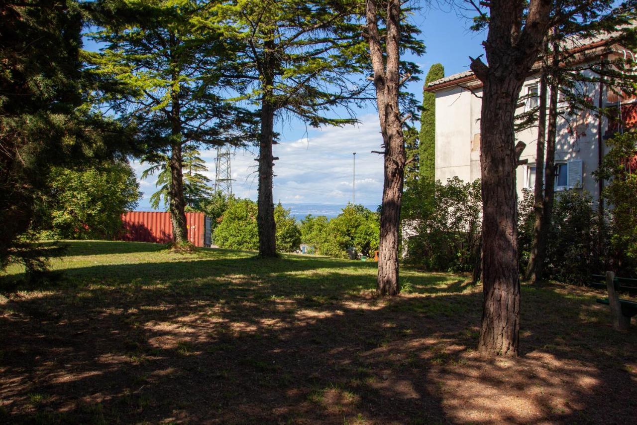 Hostel Trobenta In Oblak Порторож Екстериор снимка